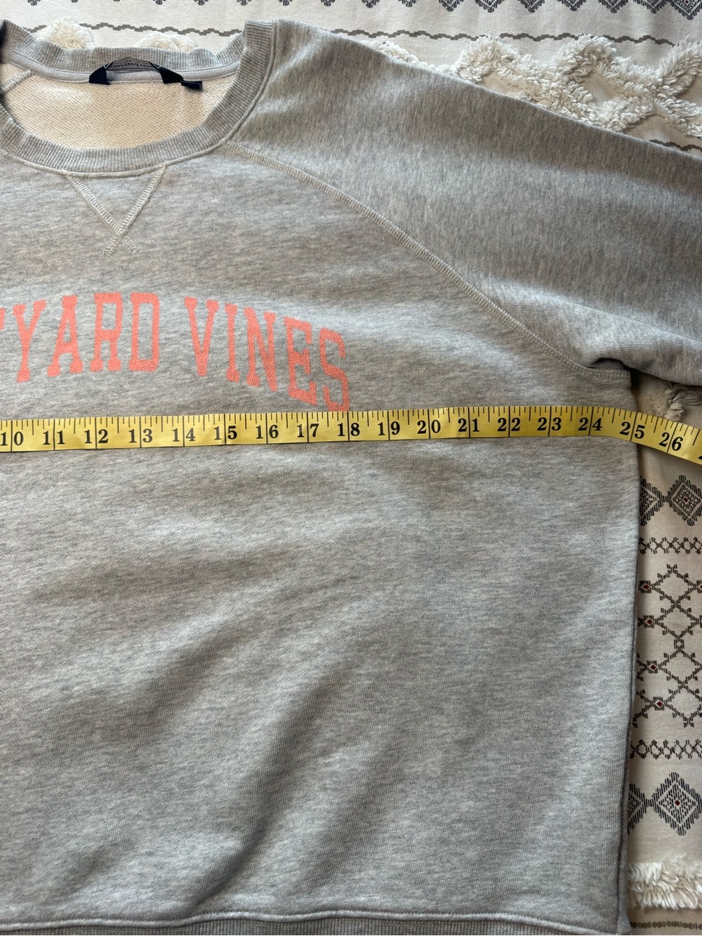 Vineyard Vines Women’s Heather Gray Pullover XL Sweatshirt with Pink Logo - Picture 5 of 8